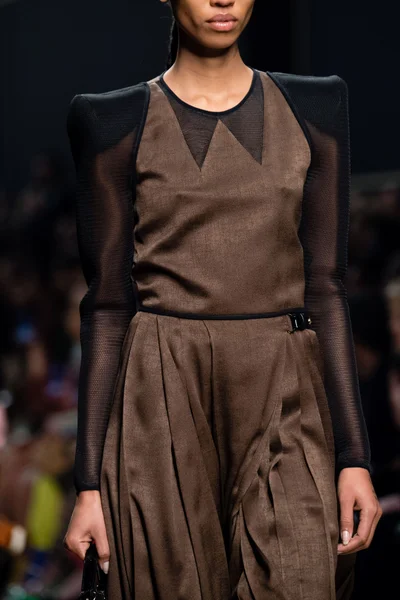 Look 94